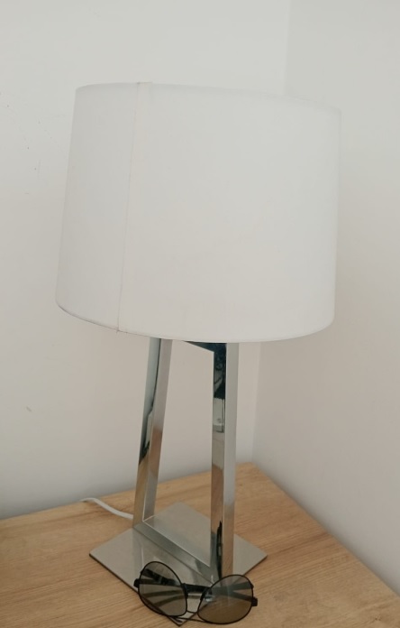 Lampara de mesa de cama